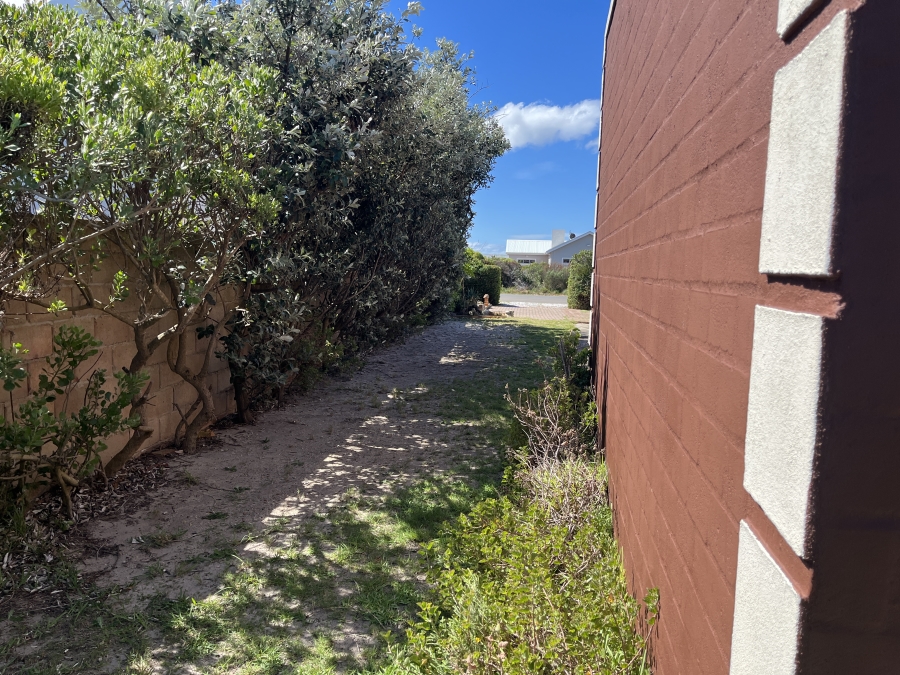 To Let 2 Bedroom Property for Rent in Bettys Bay Western Cape